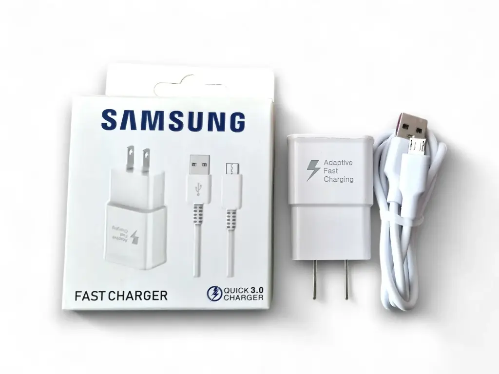 Cargador de Samsung v8